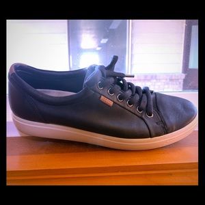 ECCO women’s “soft 7 sneakers” size 9